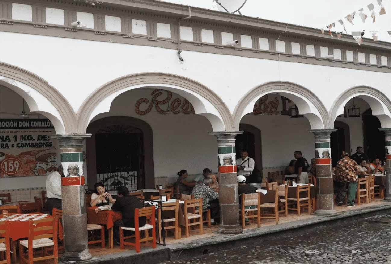 Come rico en estos restaurantes en Comala