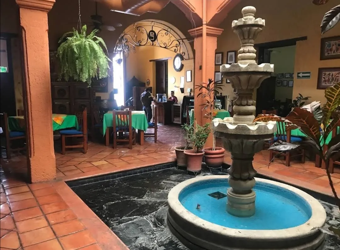 El Mesón De Don Evaristo te deleitara con la cocina regional de Parras de la Fuente