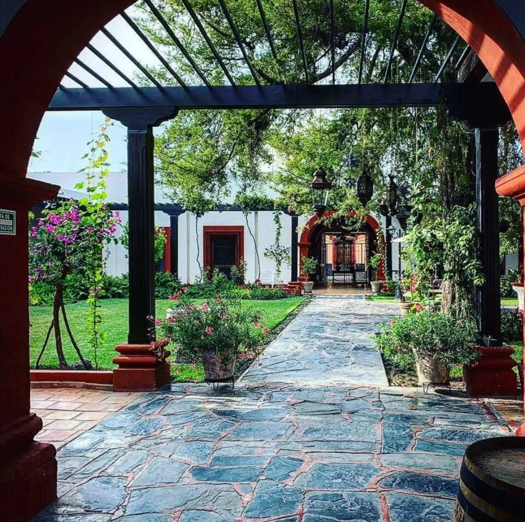 Hostal El Farol es el lugar ideal de descanso y paz si estas en Parras de la Fuente