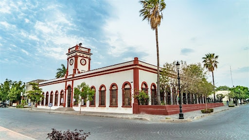 Escuela Benito Juárez.