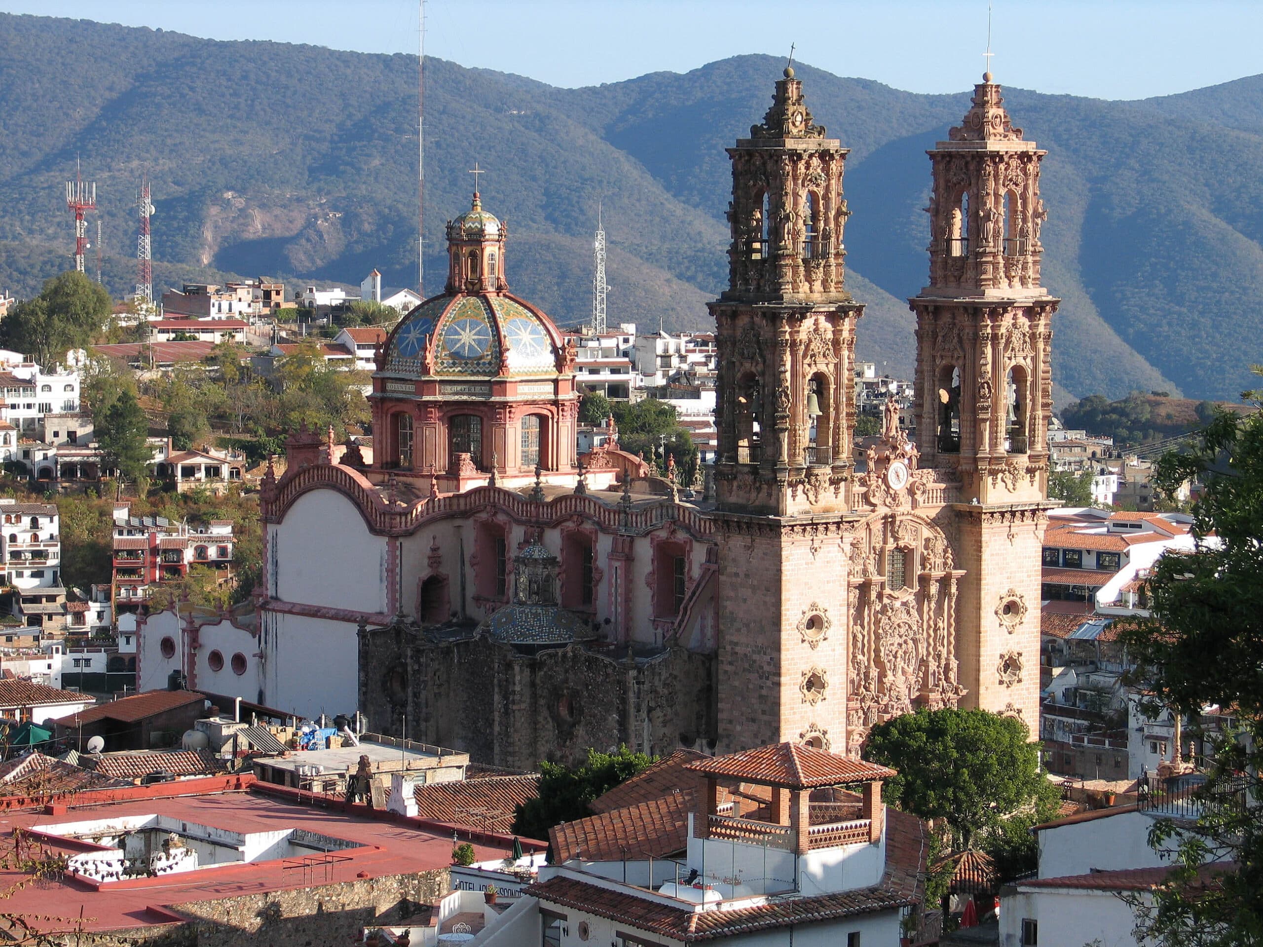 Templo parroquial de Santa Prisca en Taxco.