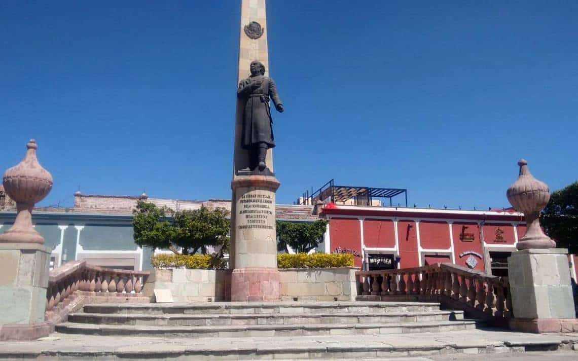 Monumento a Hidalgo ubicado en Celaya, Guanajuato. Imagen tomada de internet.