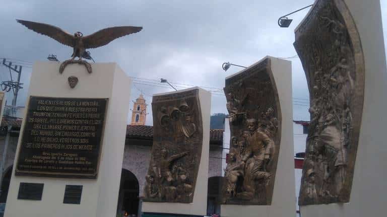 Monumento a los tres Juanes. Foto: