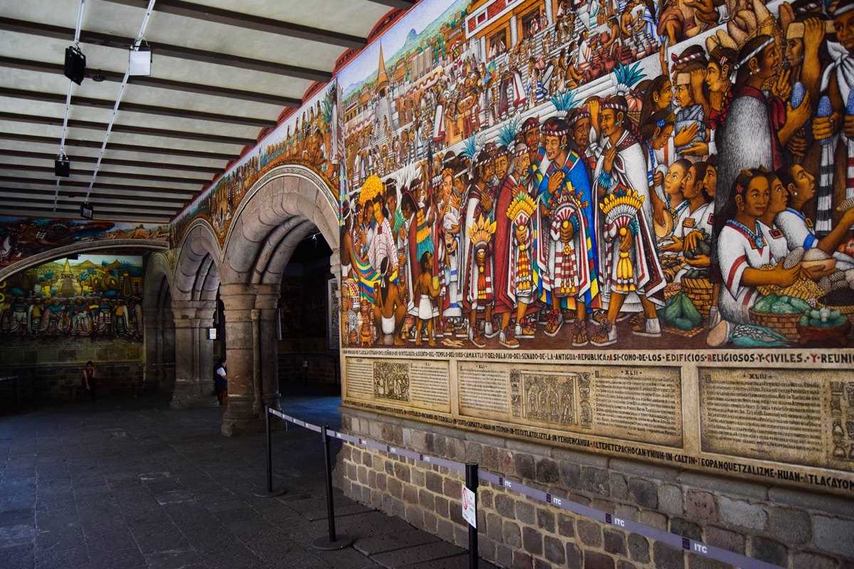 Tlaxcala te invita admirar sus murales del Palacio de Gobierno