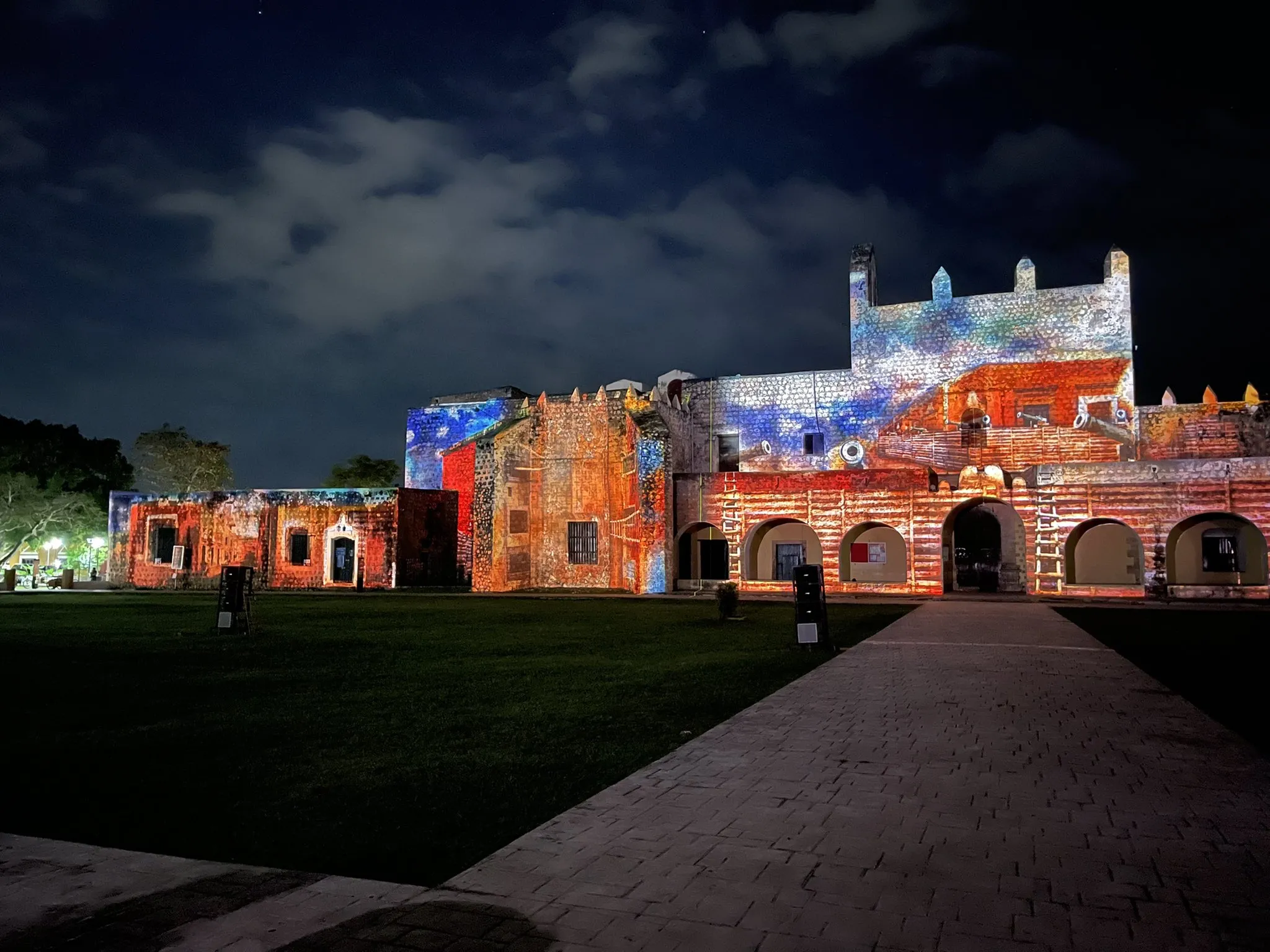 Después de 4 meses vuelve el video mapping en Valladolid