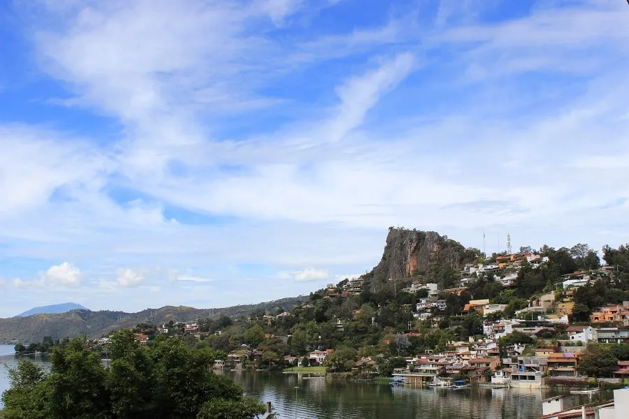 Mirado La Peña hará que te enamores más de Valle de Bravo