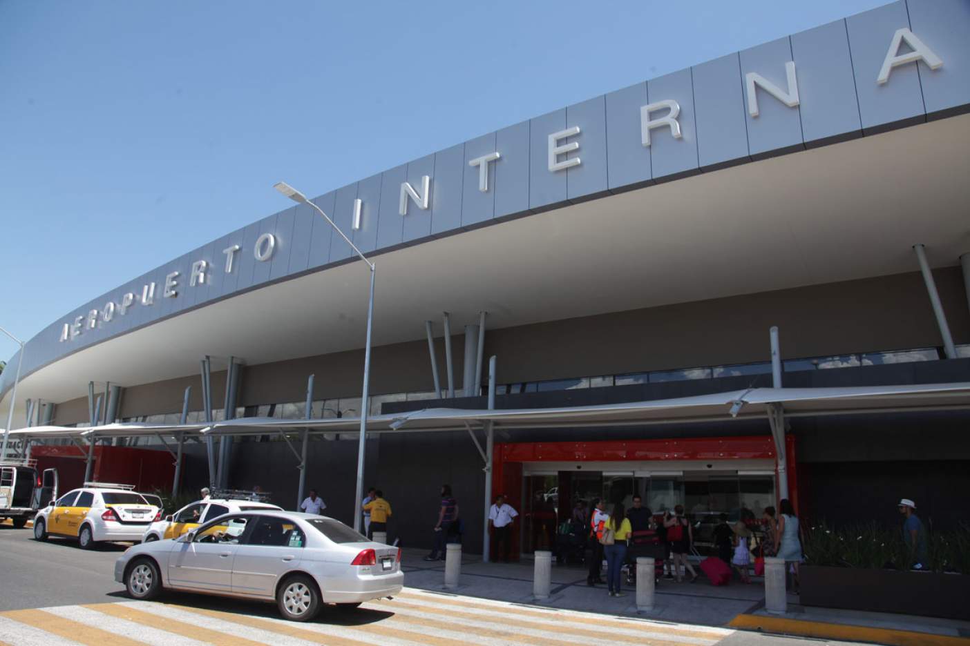 Aeropuerto Internacional de Mazatlán recibe  ‘Distintivo S’