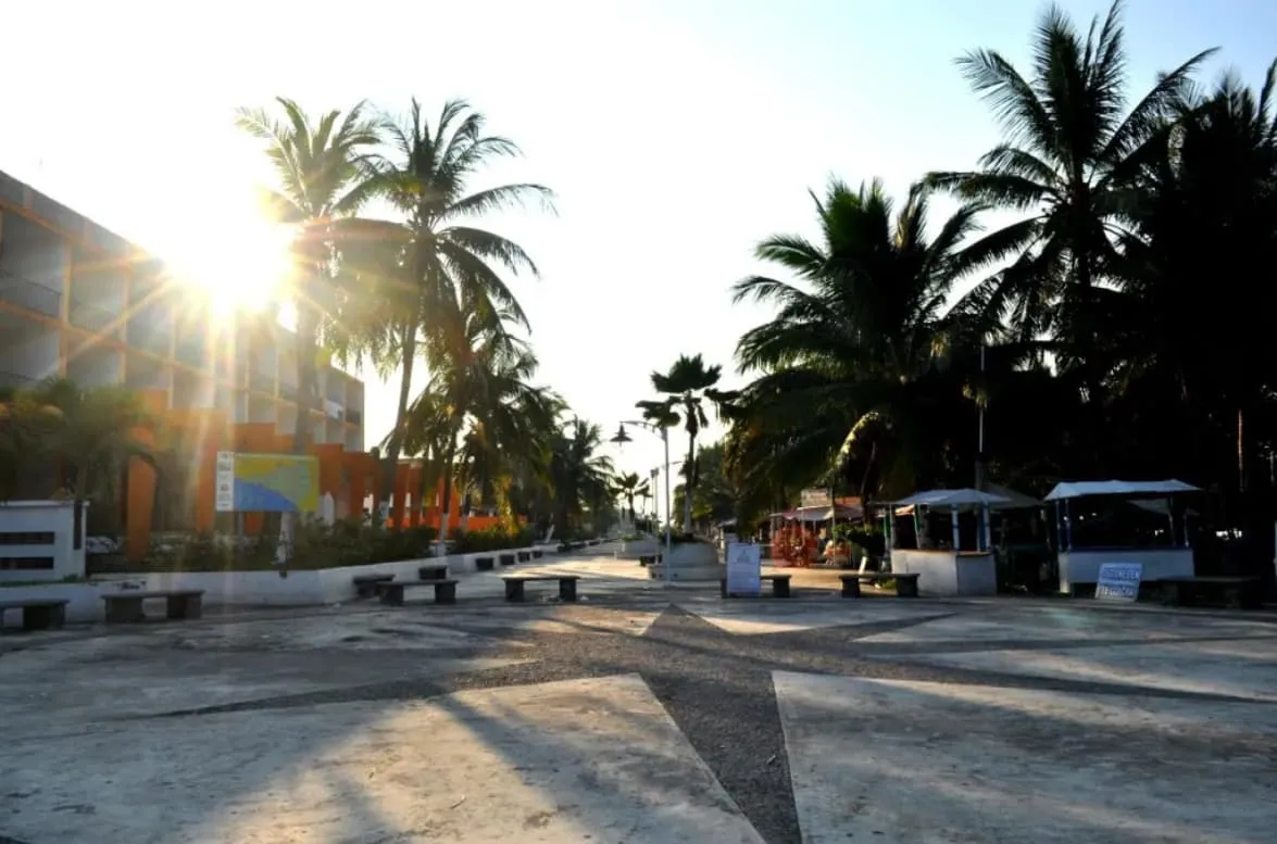 Guía básica de Cuyutlán Información, turismo, clima y más