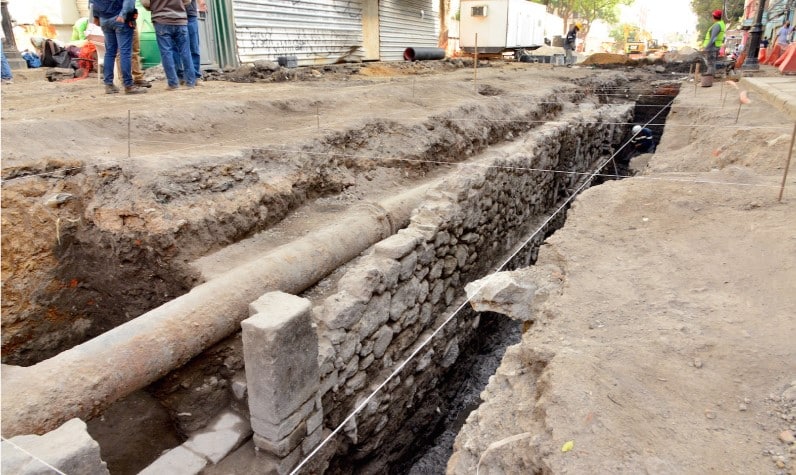Pedazo de muro encontrado en La Lagunilla