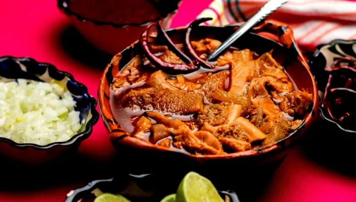 Plato de pancita de res