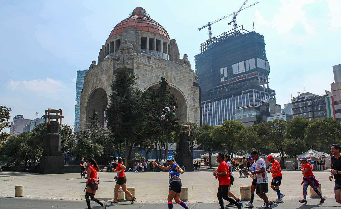 Maratón CDMX por Monumento a la Revolución