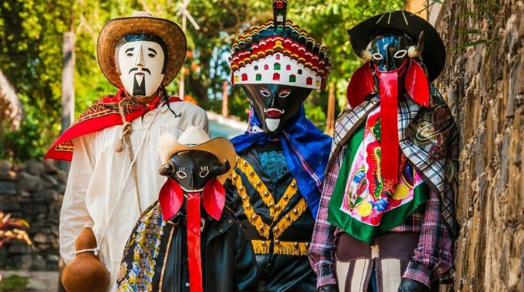 Fiestas de Xantolo llenan de color y misticismo a  la Huasteca Potosina