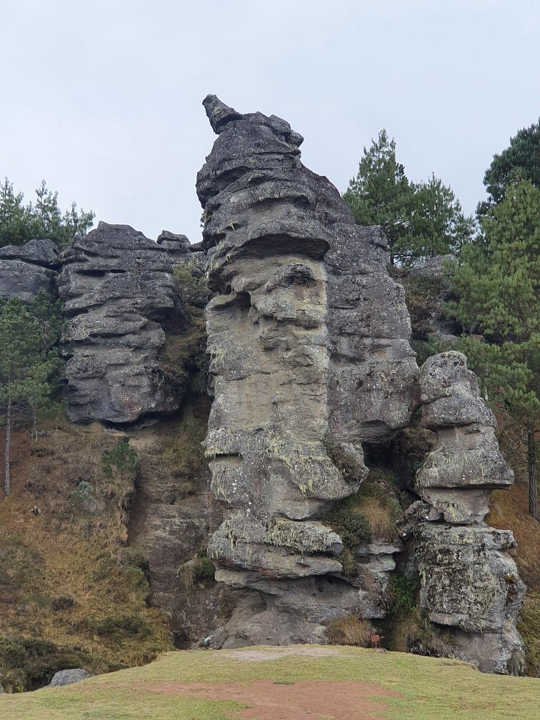 Formacion rocosas en el Valle de piedras ensimadas.
