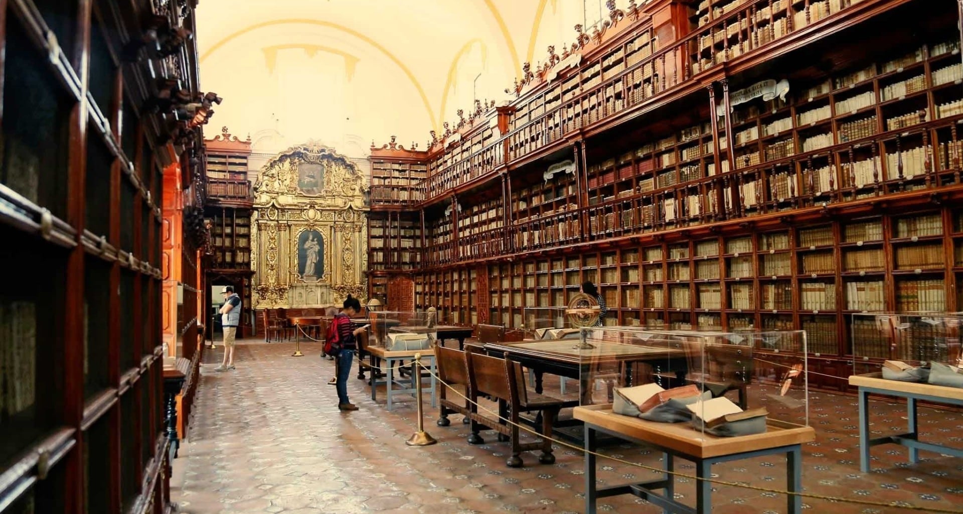 Biblioteca Palafoxiana: de una colección personal a la primer biblioteca pública en América