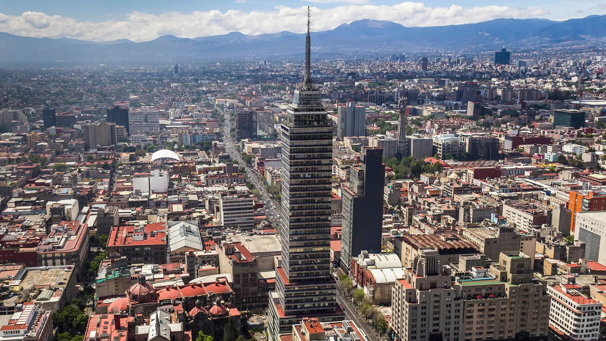 Torre latinoamericana, un símbolo de fuerza y resistencia del Centro Histórico de la CDMX