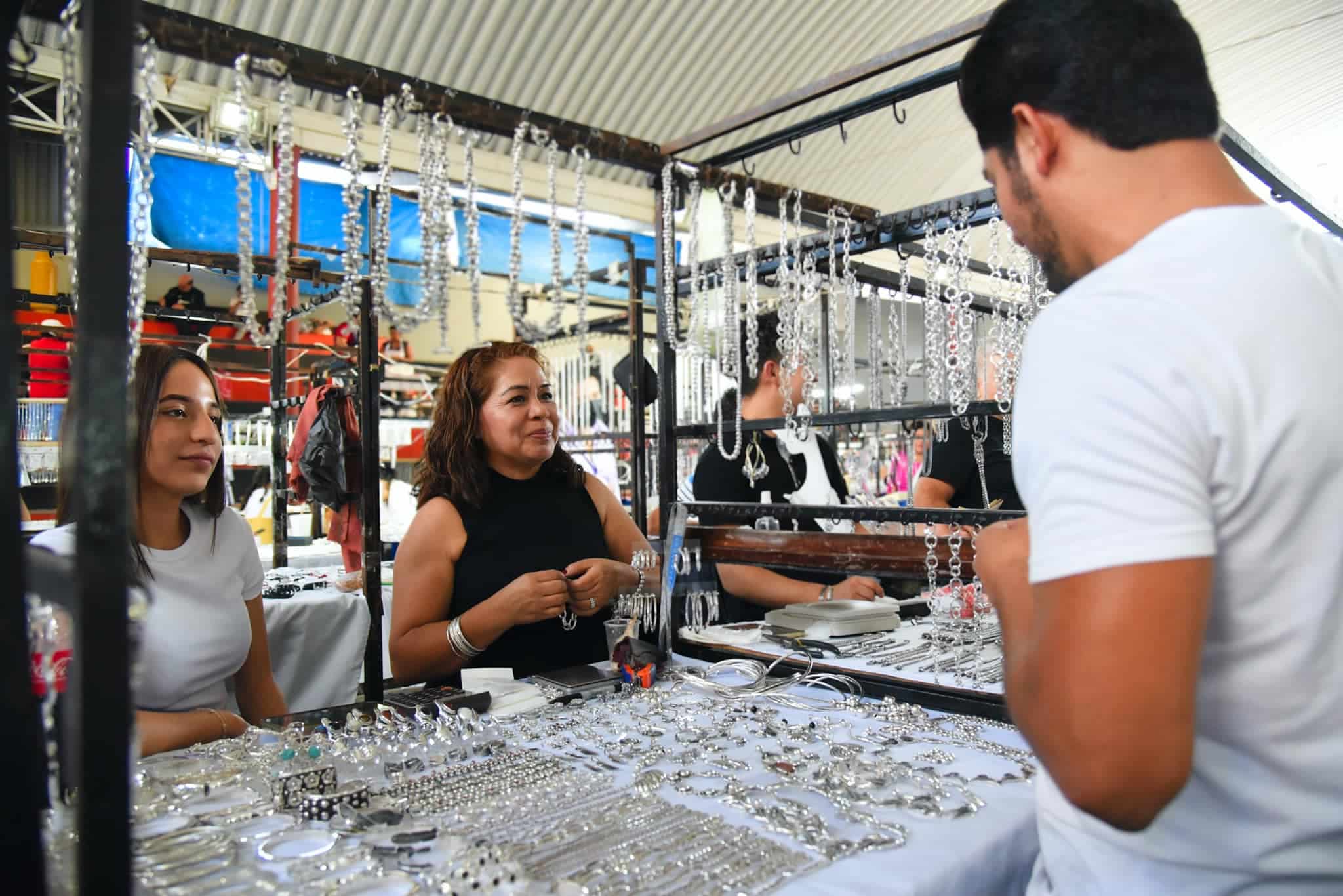 Tianguis de la plata en Taxco, el mejor plan para un sábado