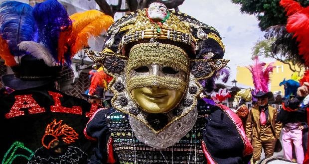 Entierra el mal humor en el Carnaval de Campeche