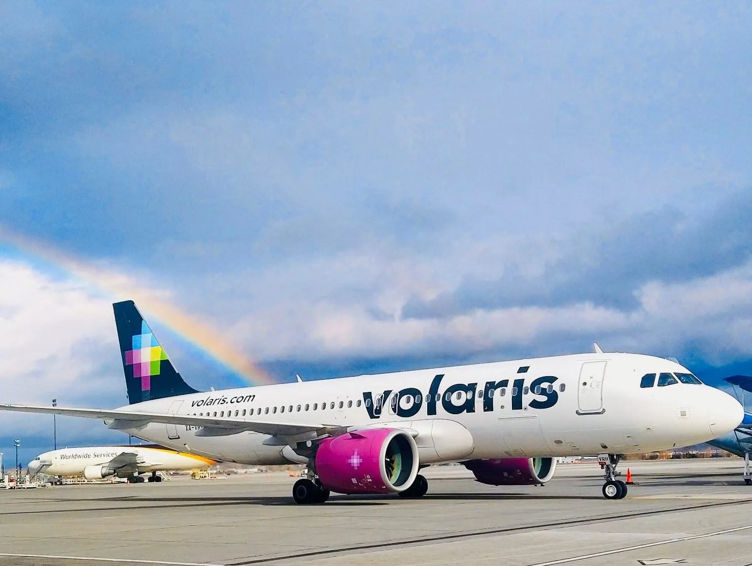 Avión de Volaris