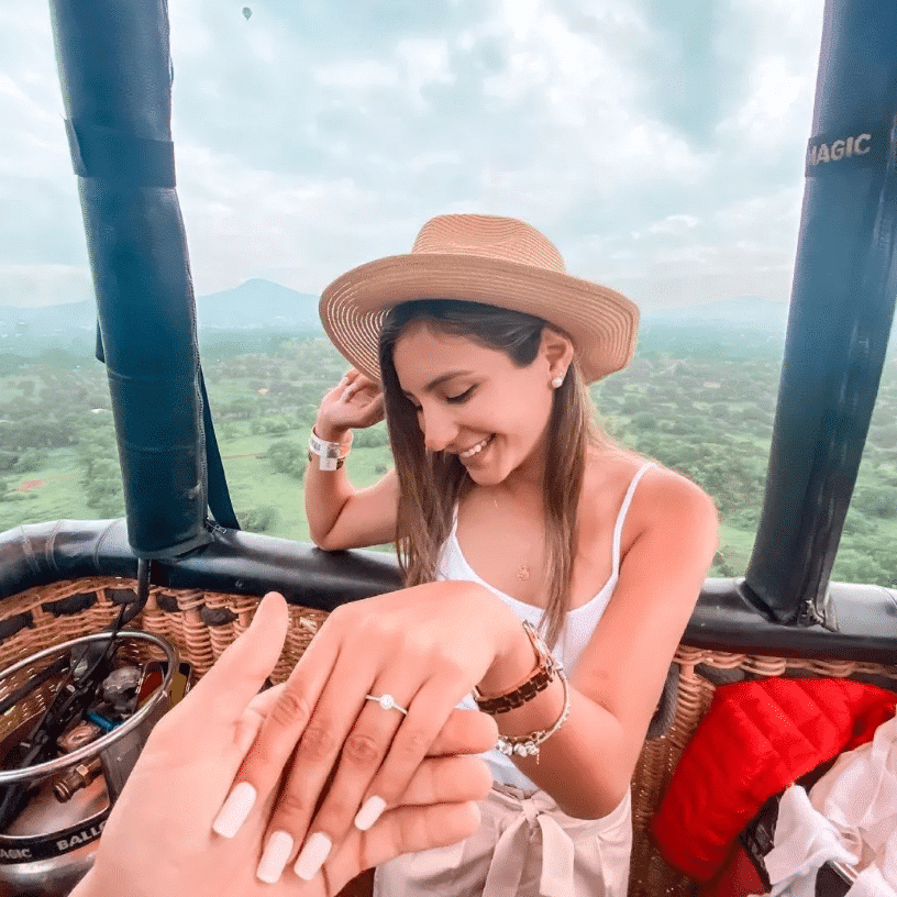 Pedida de matrimonio volando en globo aerostático en Teotihuacán