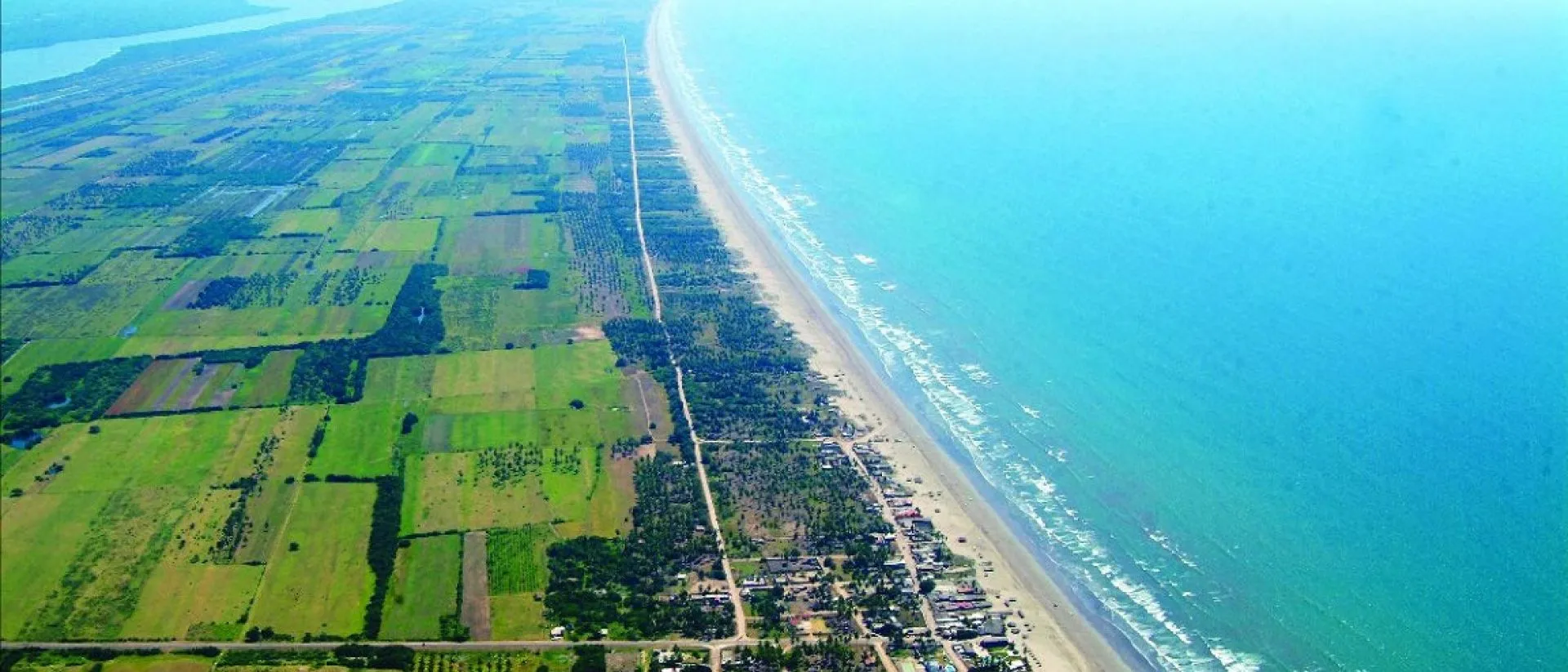 ¡Impresionante! La playa El Novillero es la más larga de todo México