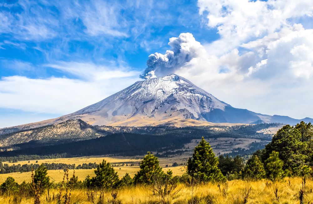 ¿Explosiones del Popocatépetl son de riesgo? Te contamos