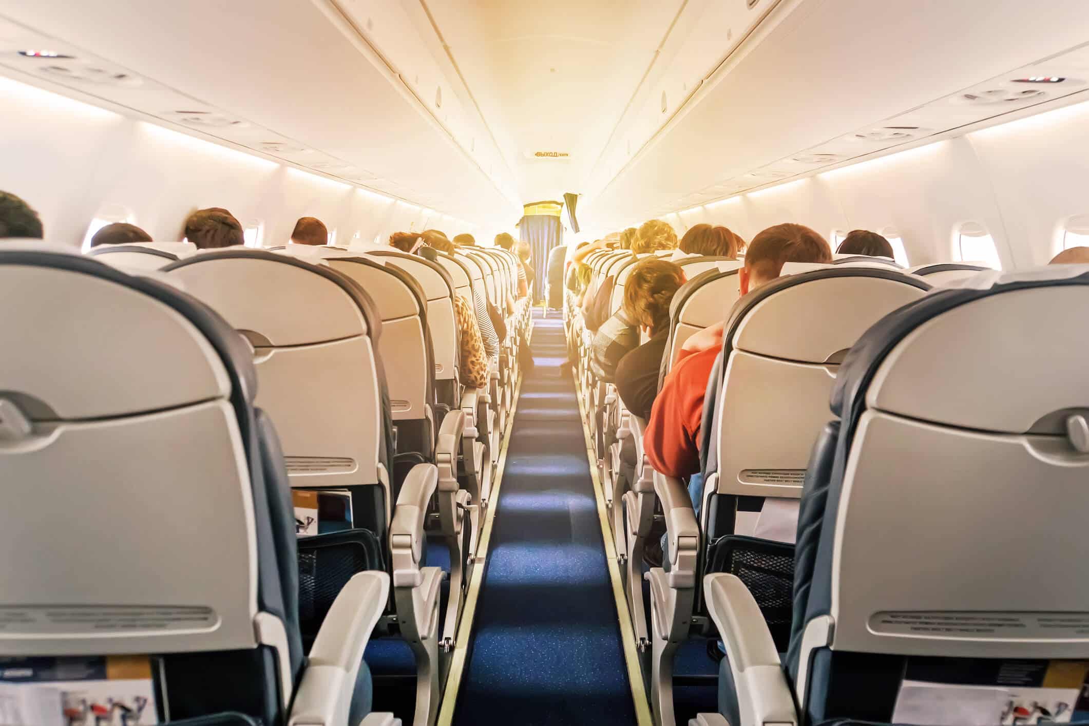 Cinco consejos para viajar en avión sin contratiempos