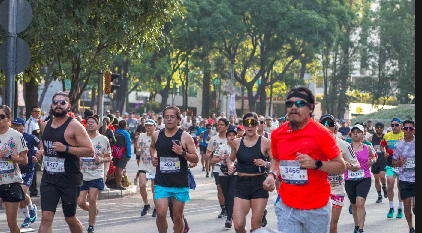 Estos son los horarios del metro y metrobús por el maratón de la CDMX
