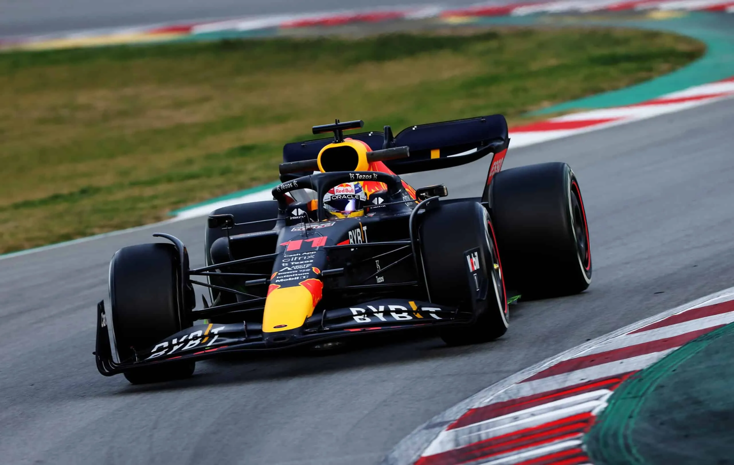 Con la presencia del mexicano Sergio 'Checo' Pérez en la escudería de Red Bull, el Gran Premio de México es más interesante que nunca. Por eso, en Descubre México, te dejamos todos los detalles que necesitas saber sobre este gran evento en la CDMX que esta próximo a suceder. 