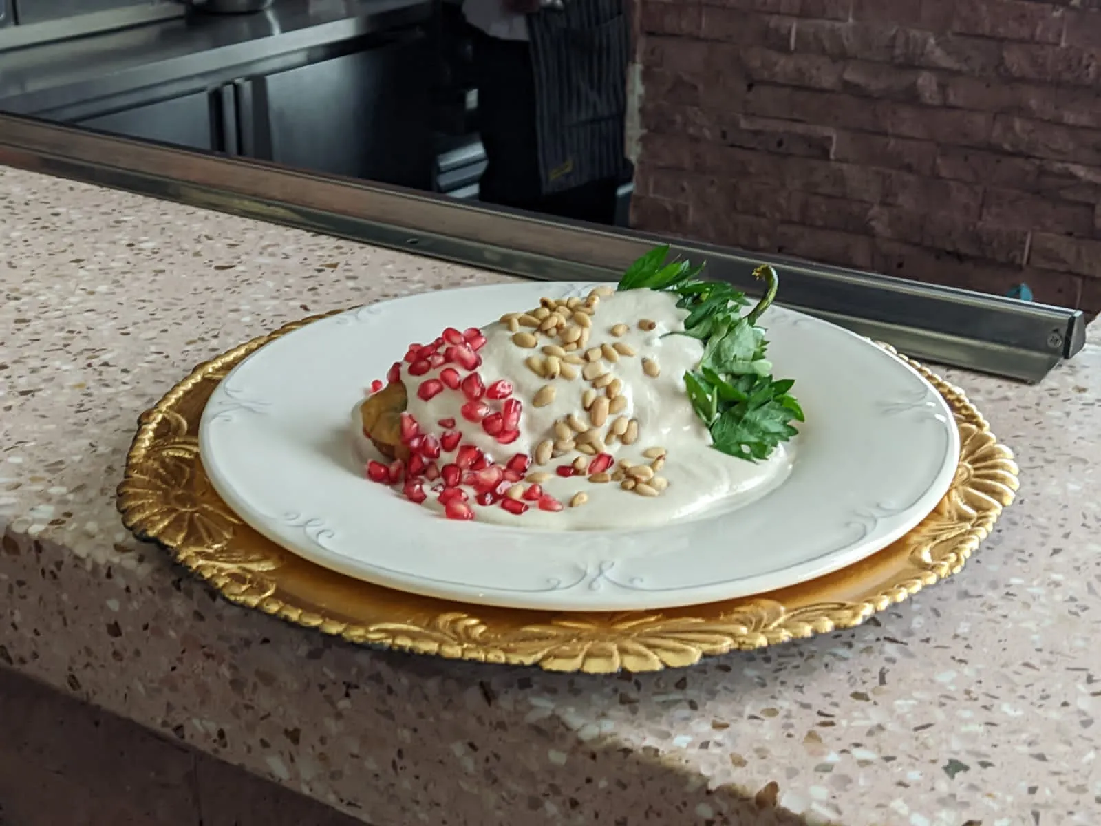 Chiles en nogada