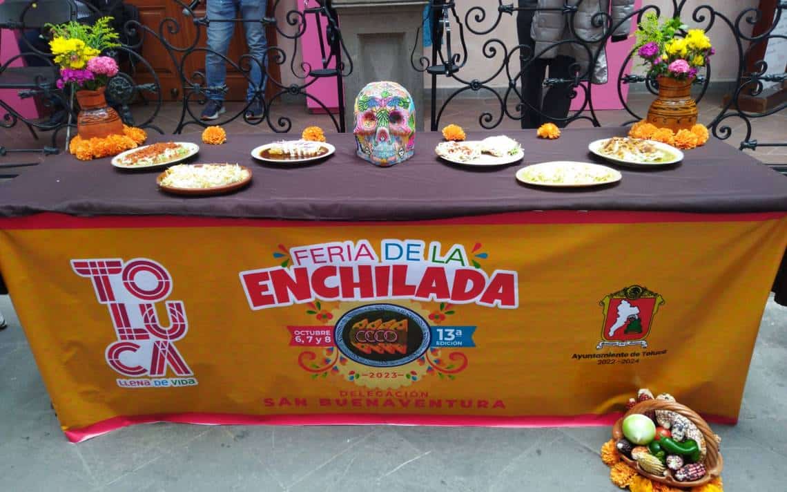 ¡A comer y divertirse en la Feria de la Enchilada de Toluca!