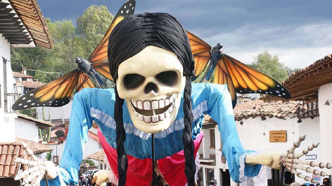 El Día de Muertos representa parte de la cultura mexicana, y el Festival de las Almas te transporta a un viaje lleno de tradición.