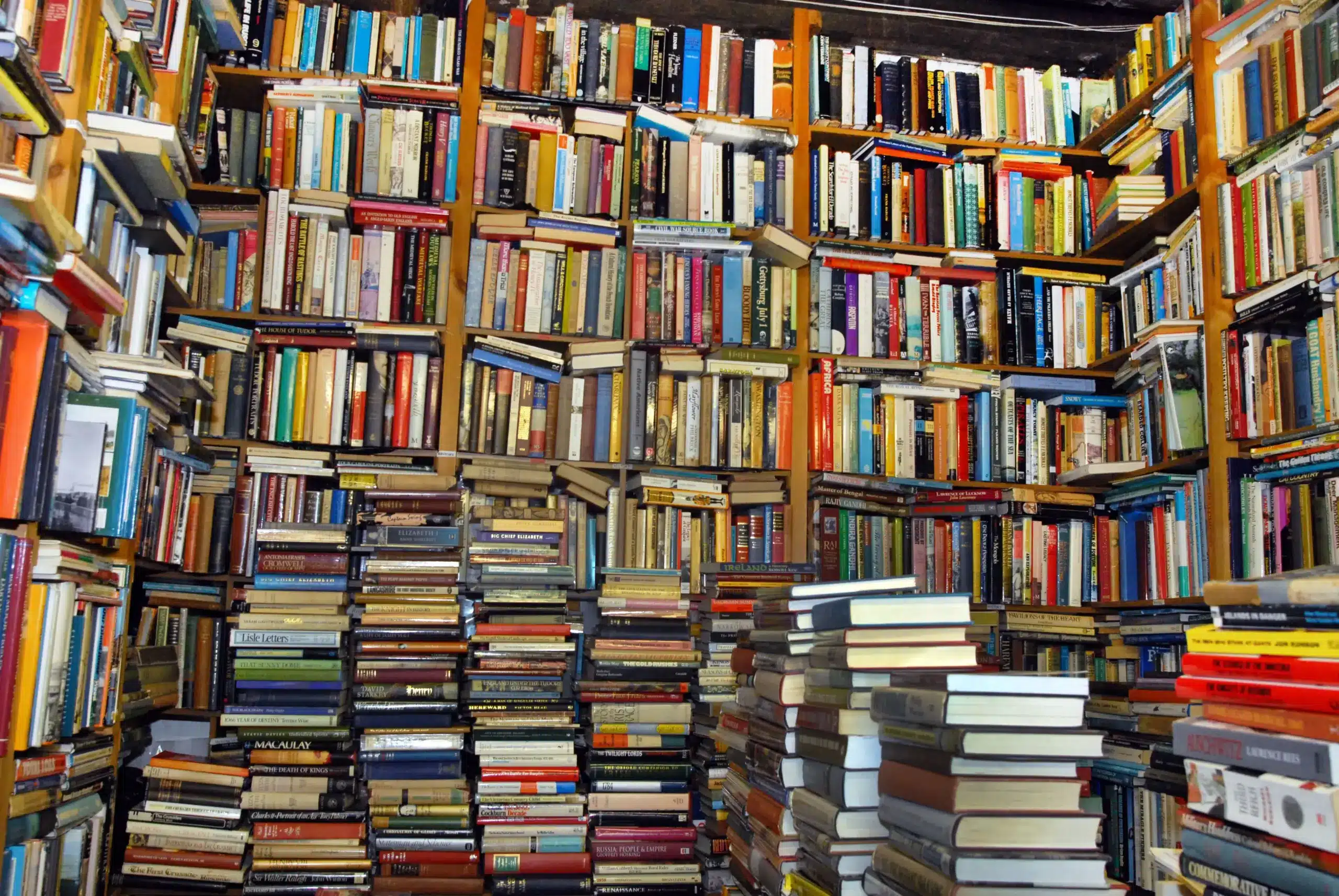 ¿Cómo celebrar el Día del Libro? Hazlo en estas librerías de viejo’