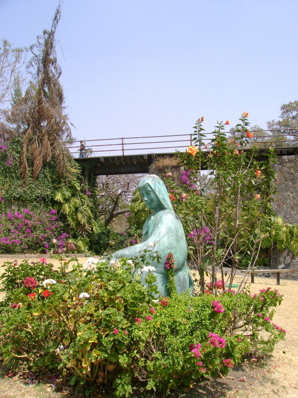 Escultura de Sor Juana Inés de la Cruz
