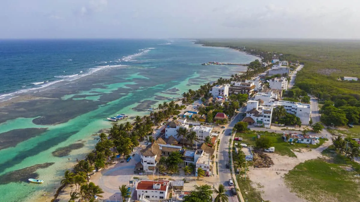 Mahahual: Un pueblo pesquero convertido en destino turístico de primera clase