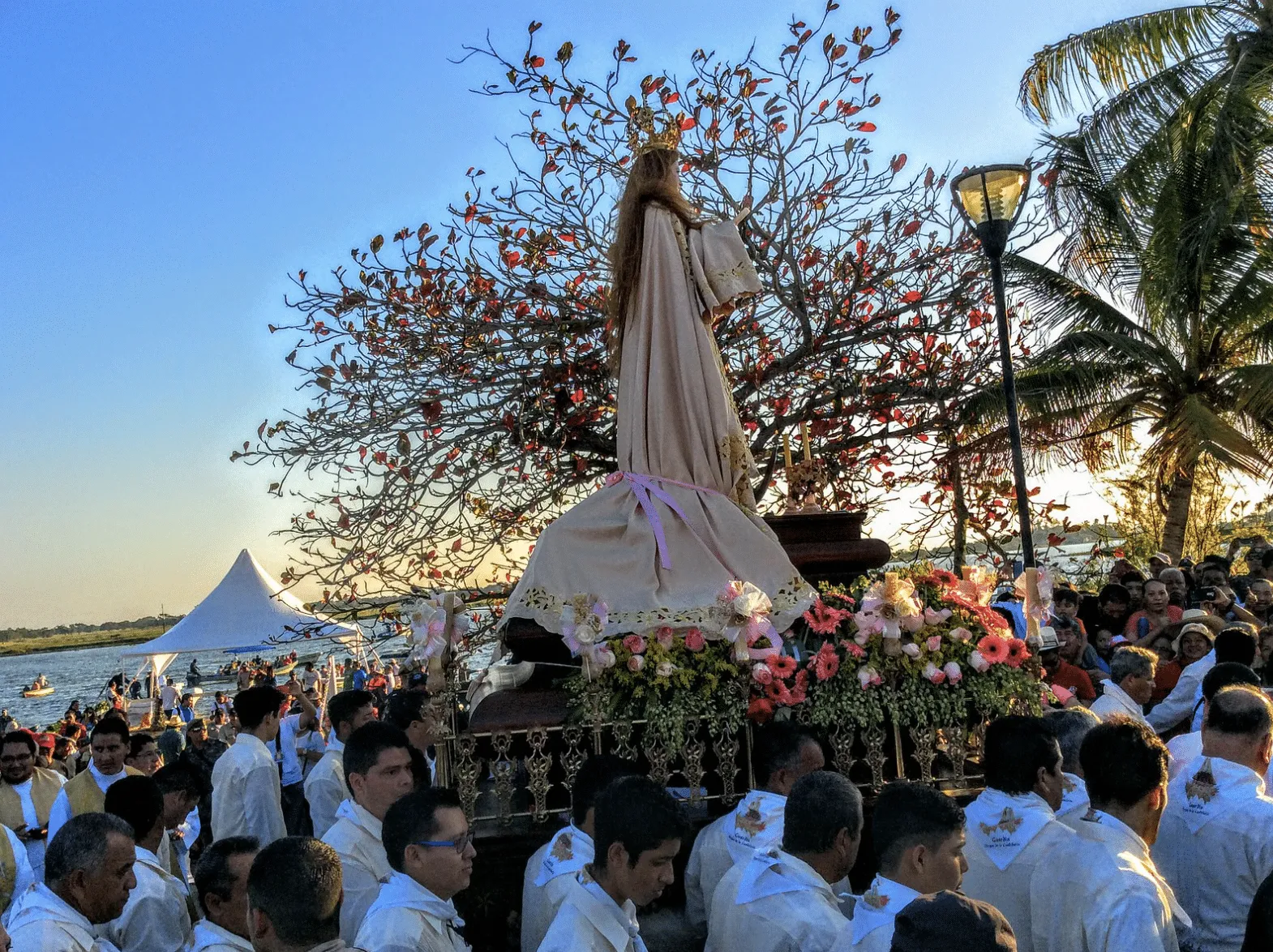 La Candelaria ilumina Veracruz con su celebración
