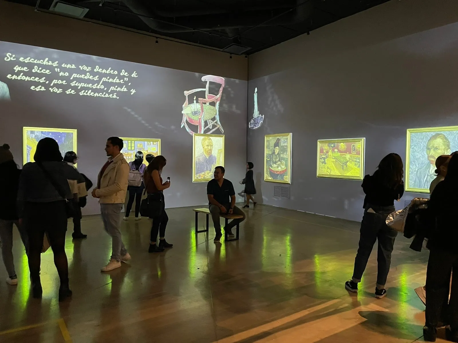 Sumérgete en el artes en la experiencia inmersiva de Van Gogh Dreams