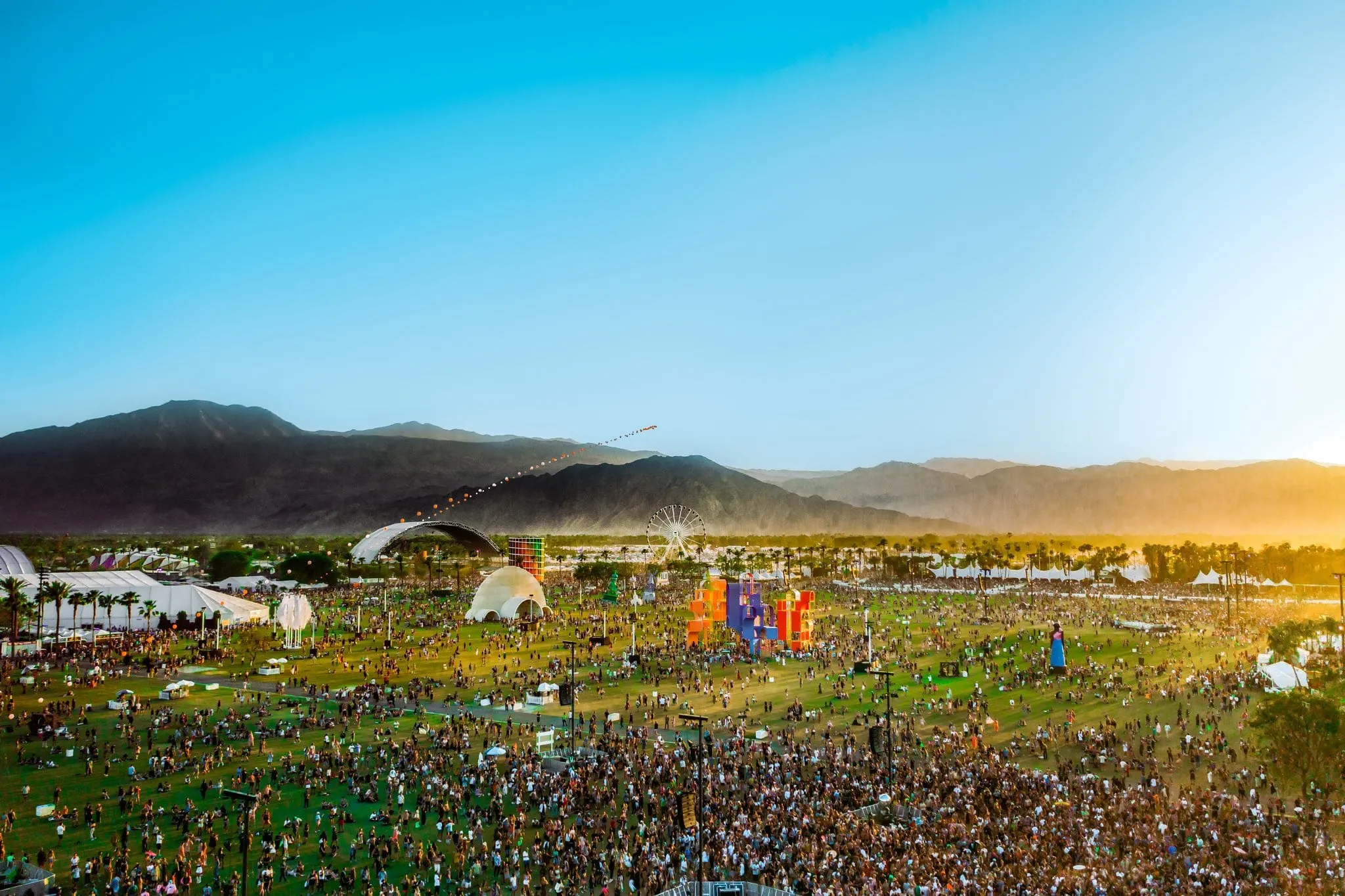¿Cómo volar a Coachella desde México?