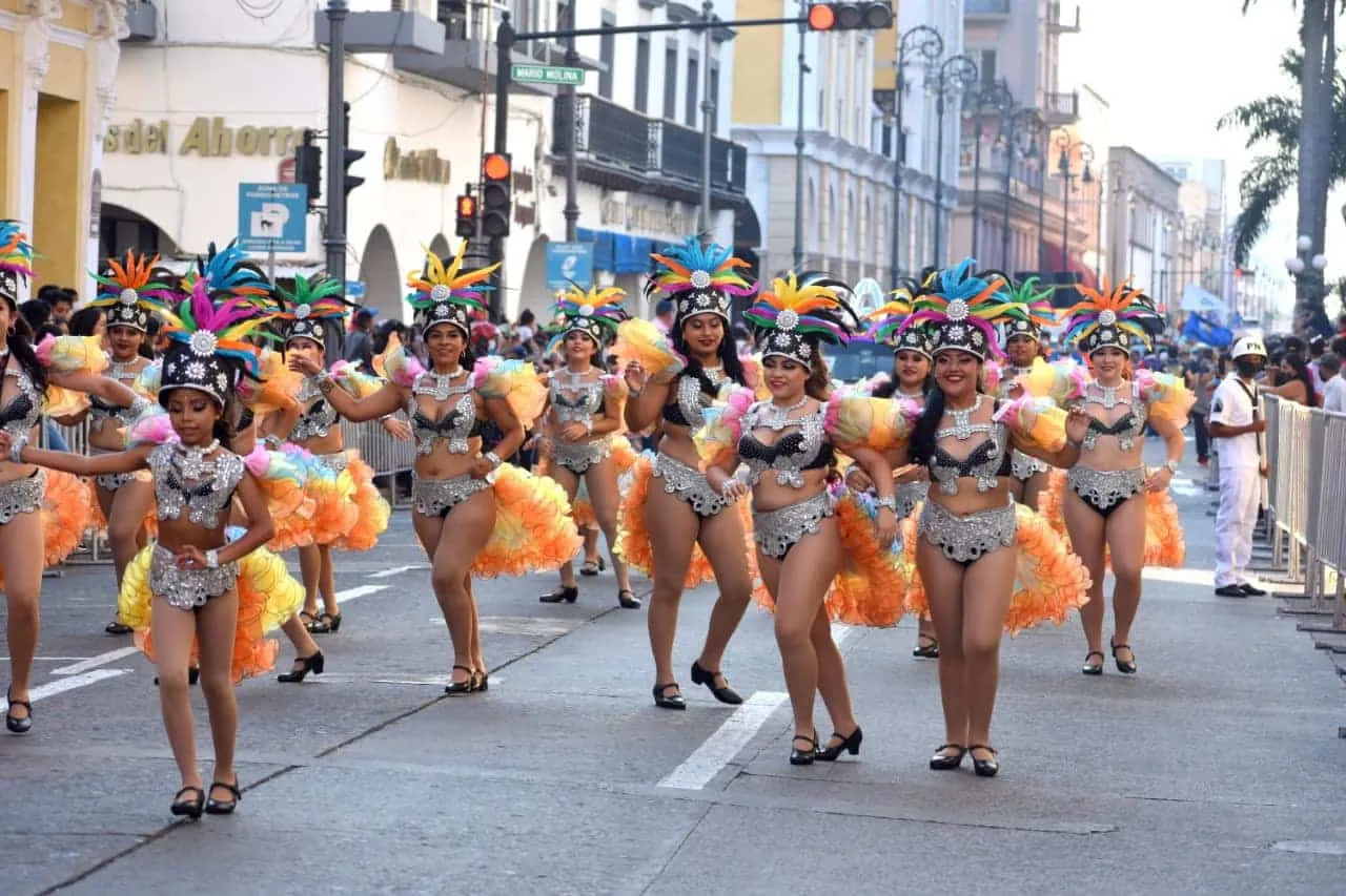 El Carnaval de Veracruz festeja el centenario de este grandioso evento
