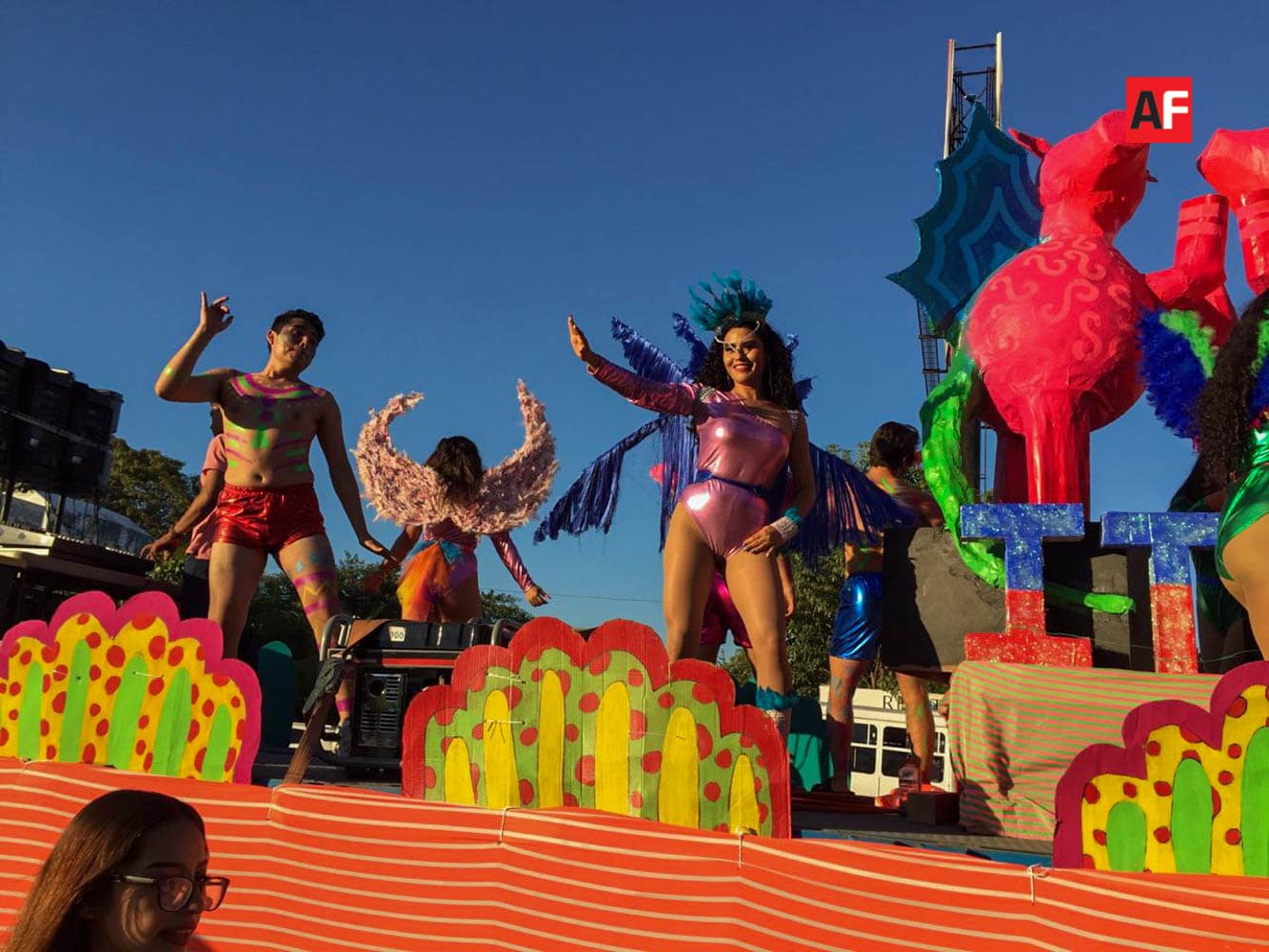 Ritmo, magia y color en el Carnaval de Manzanillo