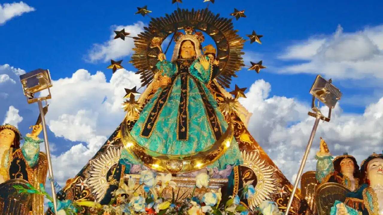 Cada dos de febrero, los mexicanos celebran el Día de la Candelaria, día en que comemos o nos toca pagar los tamales que prometemos cada seis de enero.
