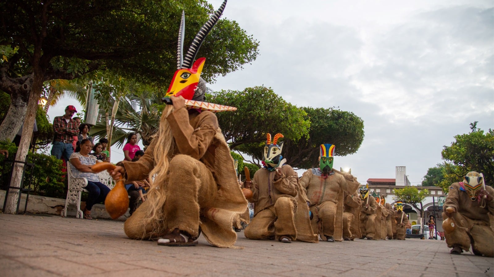 Danza de los Morenos, 200 años de tradición en Semana Santa en Colima