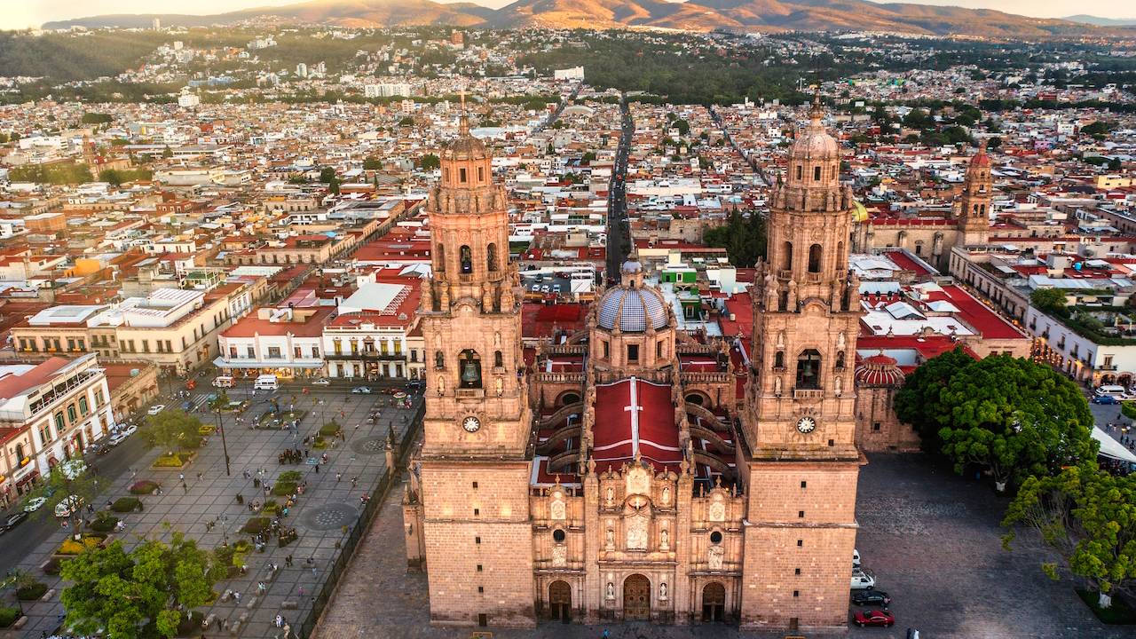 Guía básica de Michoacán: Historia, turismo, cultura y más