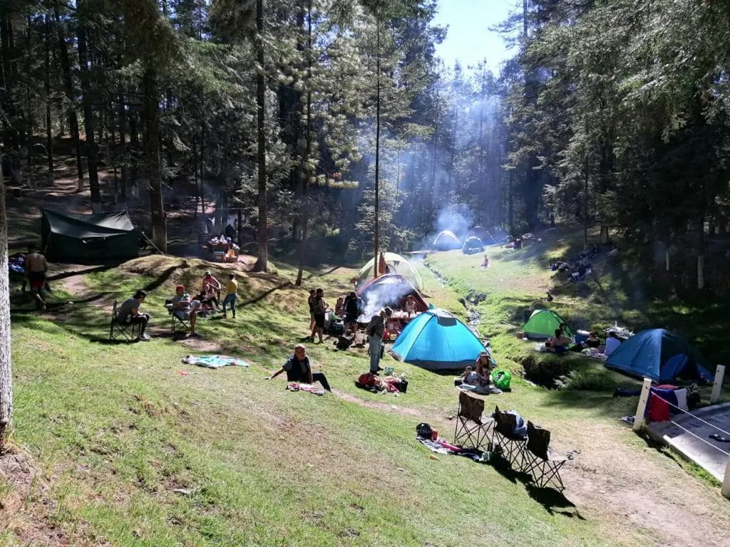 Rancho Viejo y Géiser de Ixtlán: campamentos ecoturisticos michoacanos