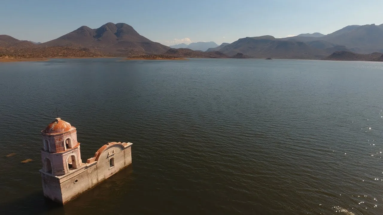 Churumuco: La iglesia que emerge del agua en Michoacán