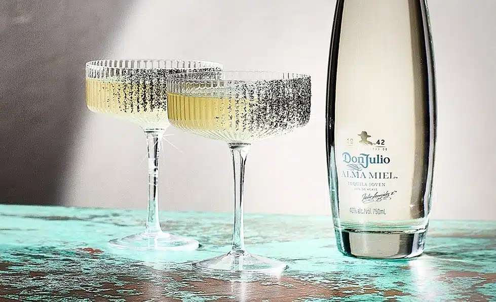 Christian Nodal tendrá colaboración con la marca de tequila Don Julio