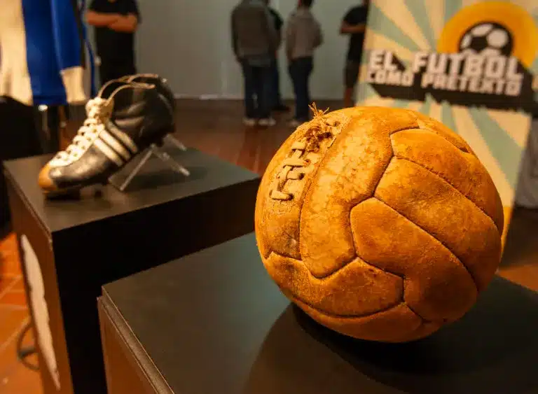 una exposición sobre futbol y mucho más en Monterrey con motivo de ser sede para el mundial 2026