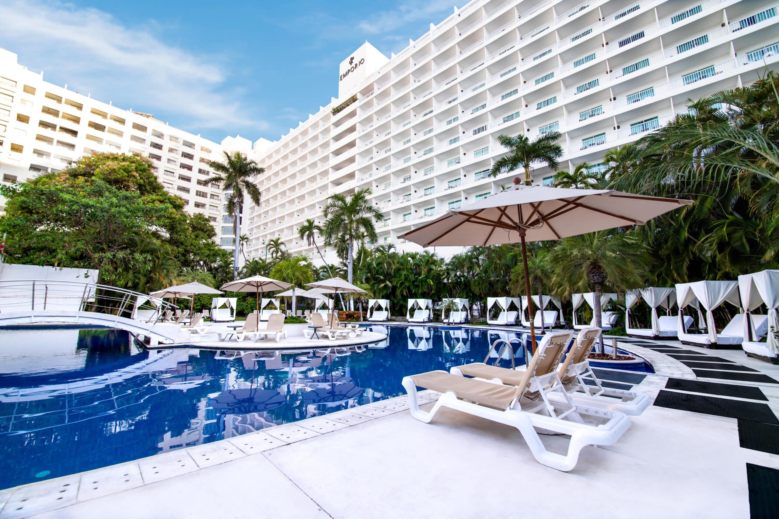 ¿Vas al Tianguis Turístico de Acapulco? Checa estos hoteles para hospedarte