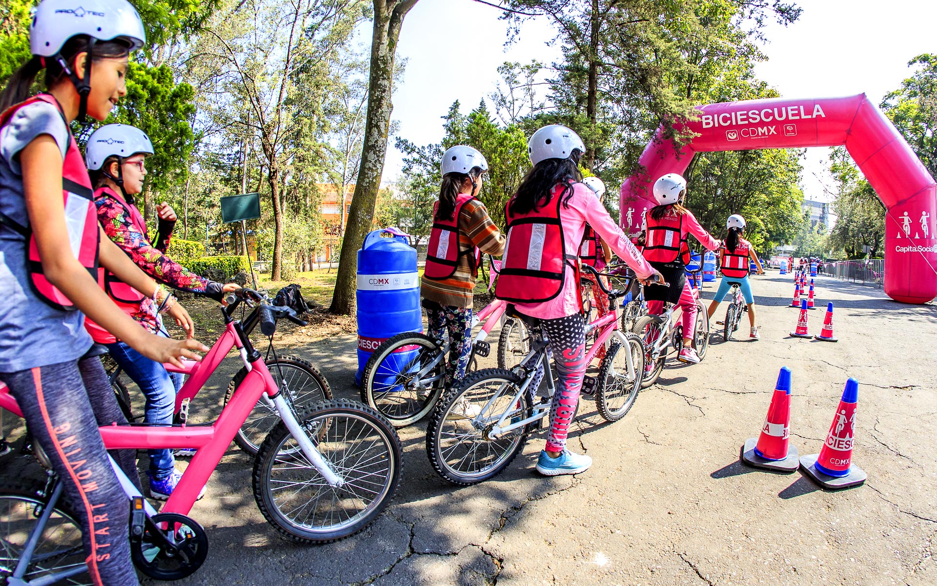 Aprende a andar en bicicleta en las 'biciescuelas' de la CDMX