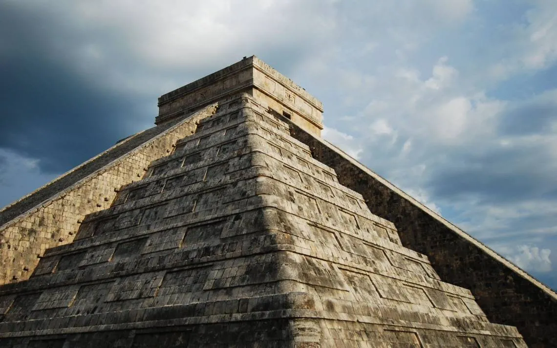 Chichén Itzá y su museo cerrarán temporalmente por el huracán Beryl