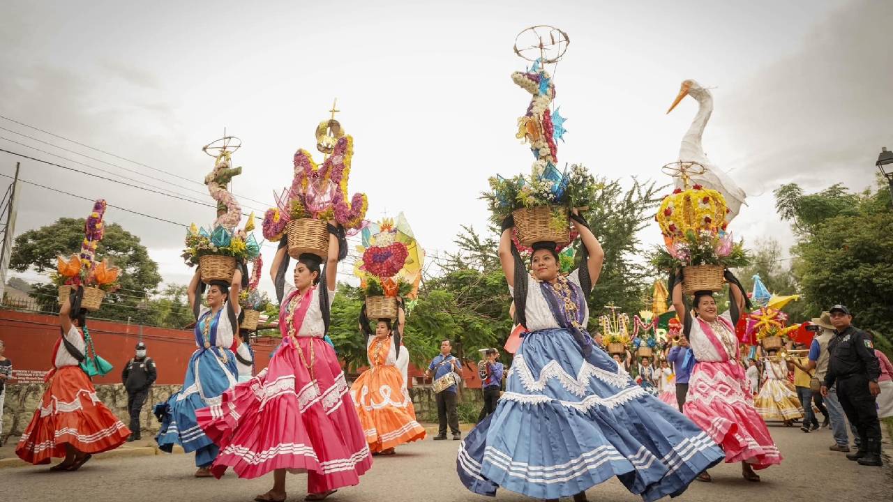 La Guelaguetza dio a conocer el programa oficial de eventos y actividades para su edición 2025, la cual se lleva a cabo todo el mes de julio.